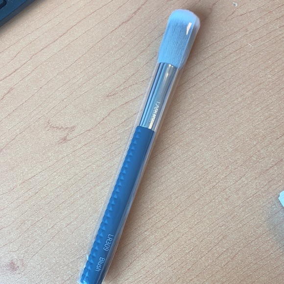 Laruce Blush Brush - Picture 5 of 7